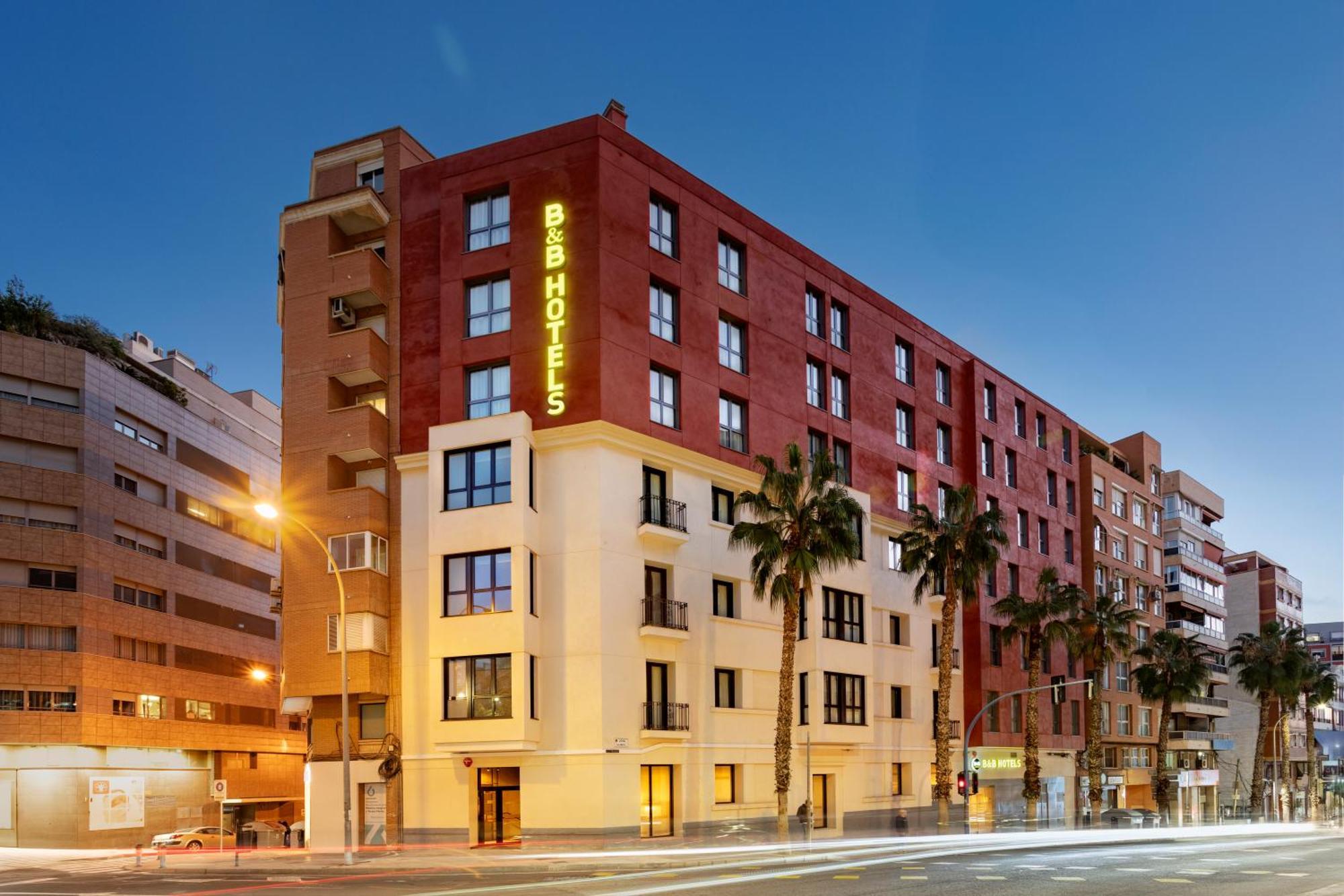 B&B Hotel Alicante Centro Exteriör bild