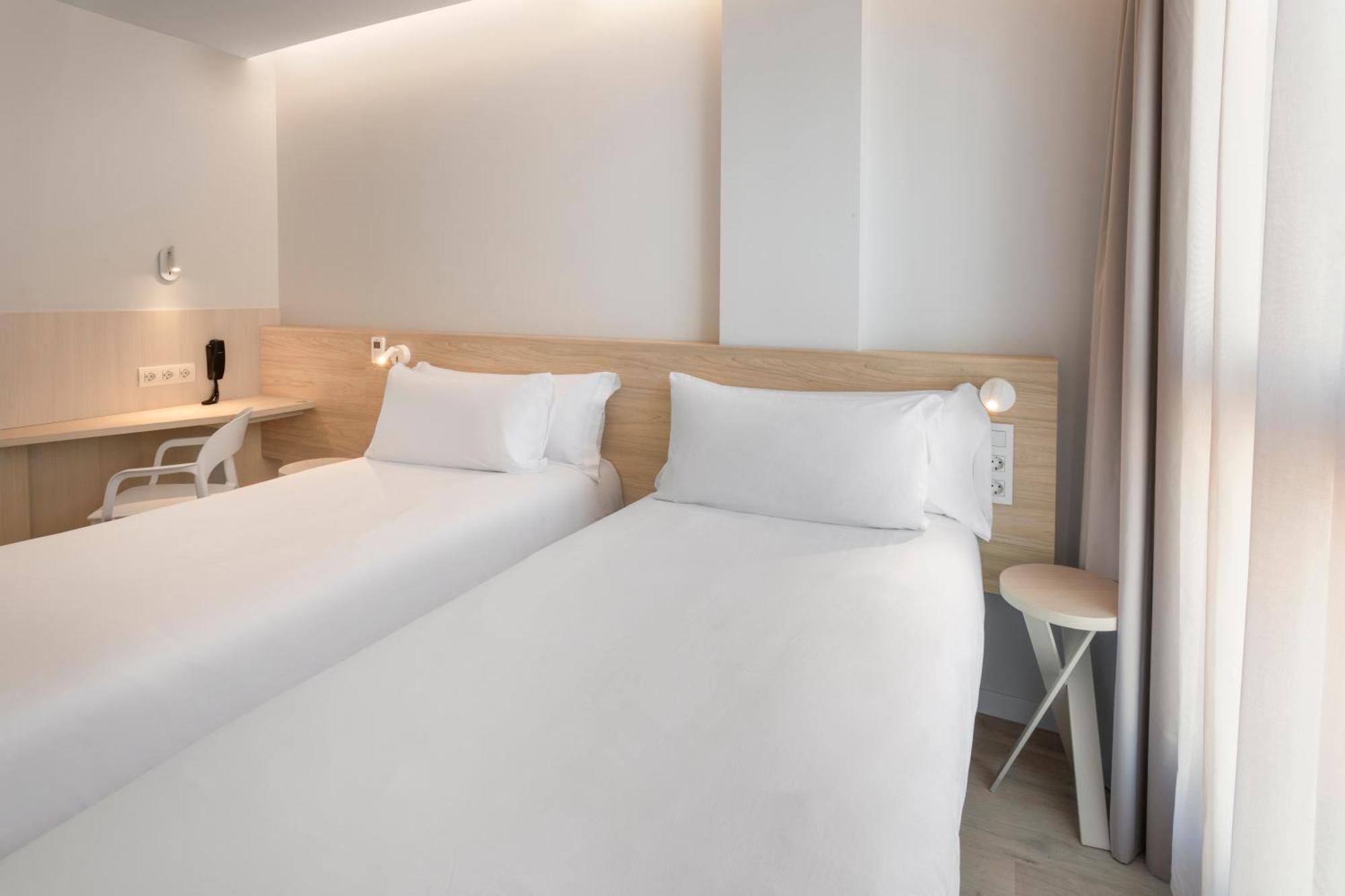 B&B Hotel Alicante Centro Exteriör bild